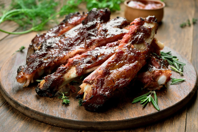 costilla de cerdo con miel y sal costilla de cerdo con miel y sal