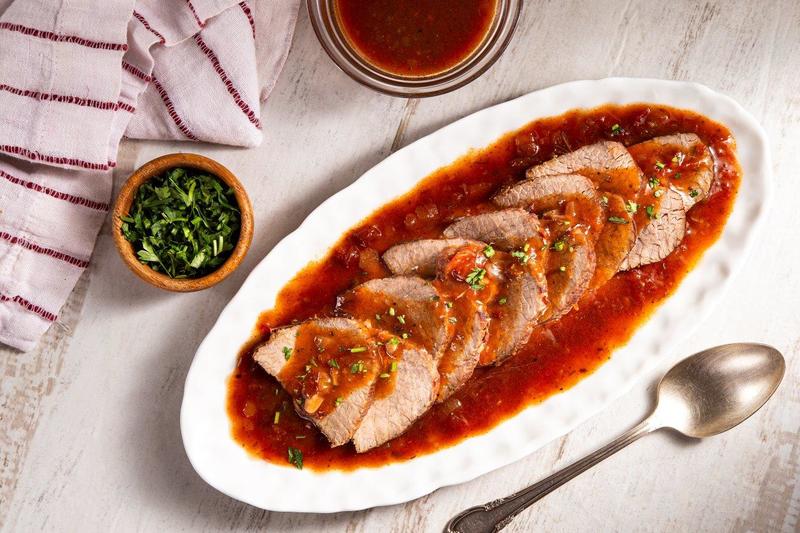 Receita de lagarto ao molho de vinho Receita de lagarto ao molho de vinho