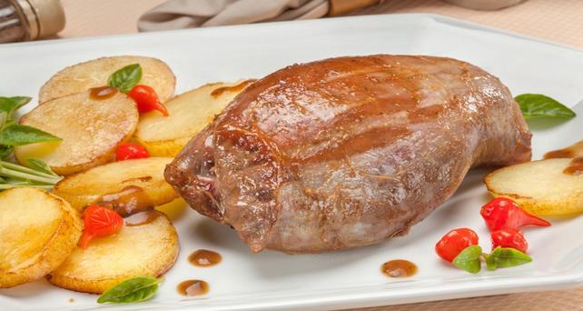 Cómo hacer asado con garrón marinado Cómo hacer asado con garrón marinado