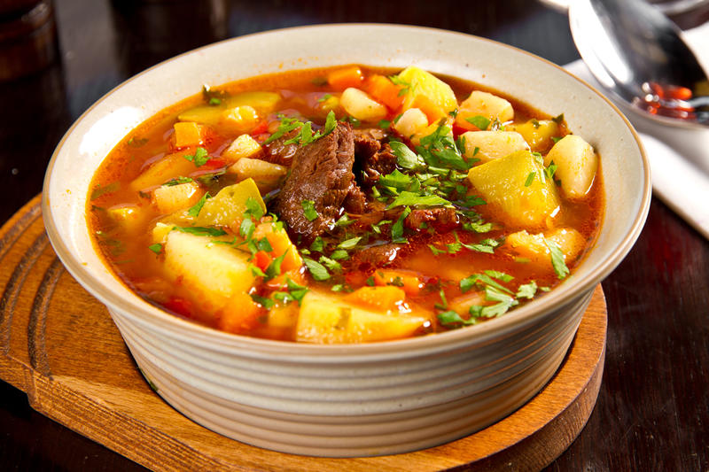 Cómo hacer goulash de carne Cómo hacer goulash de carne