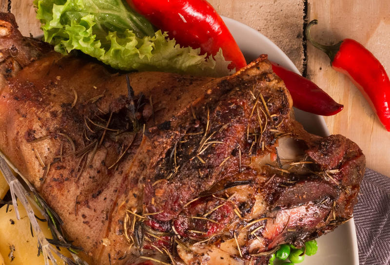 Pernil de porco com abacaxi para o Reveillon - Minerva Pernil de porco com abacaxi para o Reveillon - Minerva