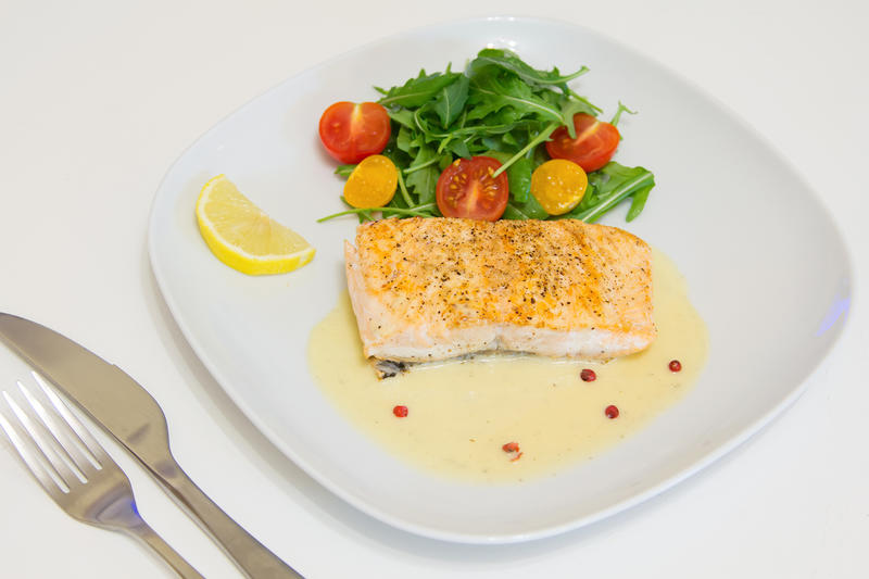 Receta de salmón con salsa beurre blanc Receta de salmón con salsa beurre blanc